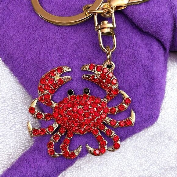 Crab Red Rhinestone Gold Tone Keychain NWT - Picture 2 of 3